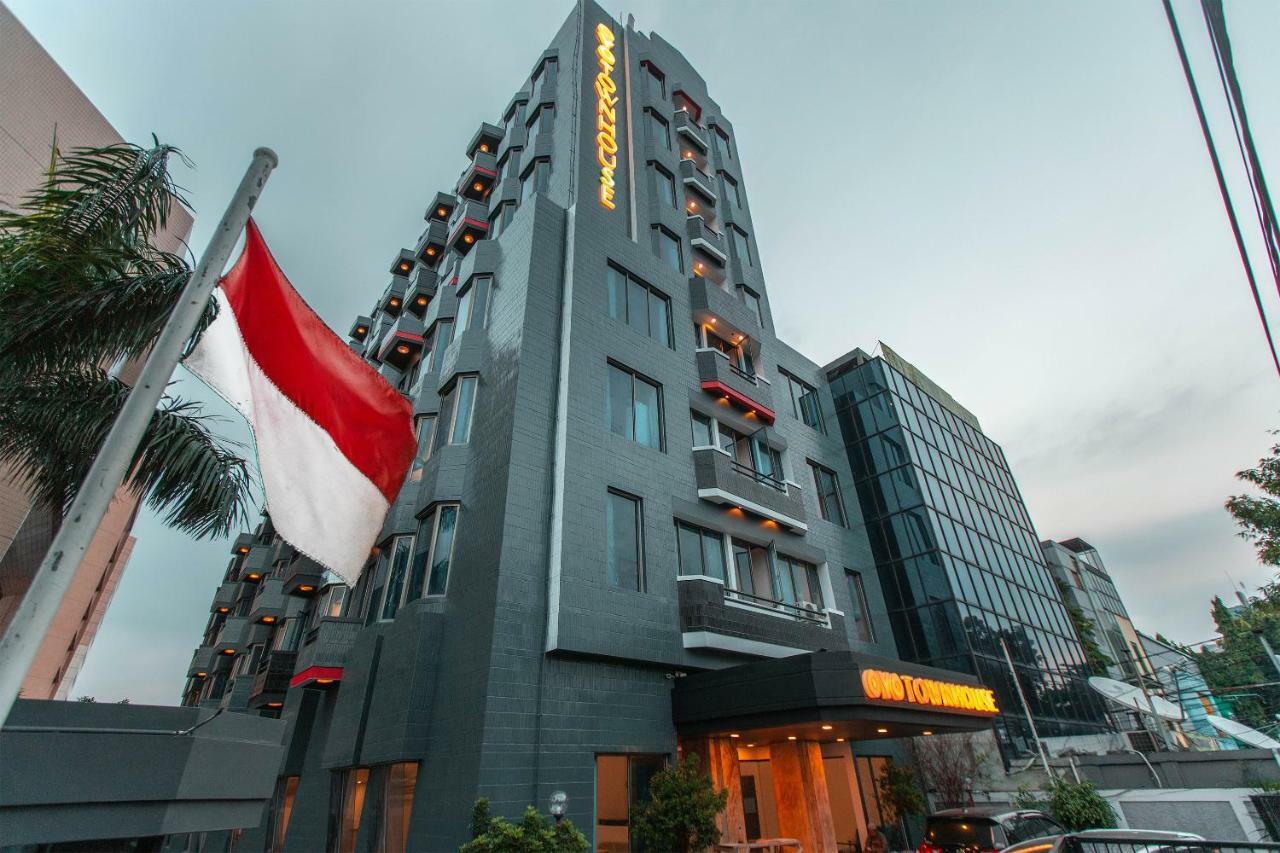 Super Oyo Townhouse 1 Hotel Salemba Jakarta Exterior photo